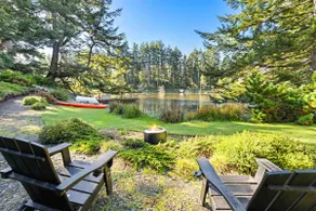 Gated Hideaway Guesthouse - Kayaks+Lake+3 Car Grg - Image 5