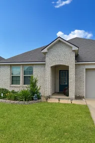 Spacious & Welcoming 4BR/3BA Home w/Study - Image 2