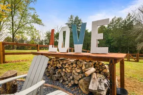 The Unbrined Getaway~Pickleball~HotTub~Movies~Dogs - Image 3