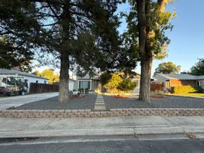 Book this Airbnb for your best stay in town! - Image 3