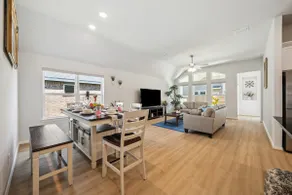 Modern Retreat near NASA & Kemah Boardwalk - Image 4