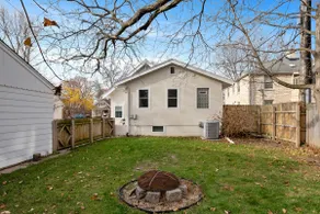 Berkeley Bungalow | Blocks from the Lake | Parking - Image 3