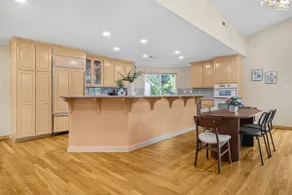Quiet Cozy 3B/3BA in a Prime Location in Cupertino - Image 3
