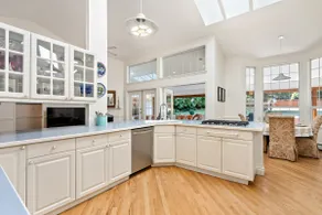 Stylish Nature Bungalow in Surrey - Image 5