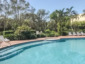 Stunning Ocean Views l Pool, Gym & Beach Access - Image 5
