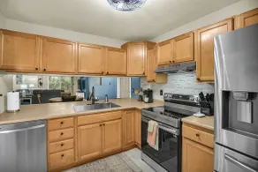 Condo 2 min to Sports Complex/ 20 min to Champaign - Image 4