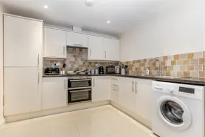 Hillbrook House 4- Malvern - Image 5
