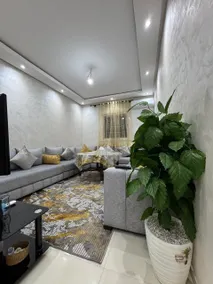Cozy apartment close to the airport - Image 4