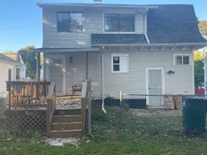 Quiet 3 Bedroom home Near downtown - Image 2