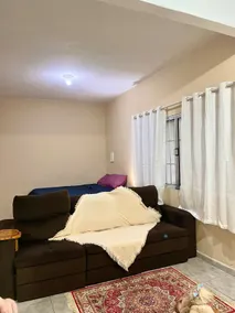 Family home near the beach - Image 5