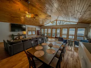 The Deck House | Waterfront | Sleeps 11 - Image 2