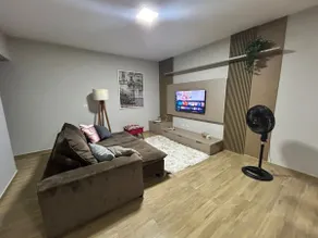 Central Corner-Ideal for Couples and Modern Singles - Image 3