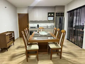 Central Corner-Ideal for Couples and Modern Singles - Image 2