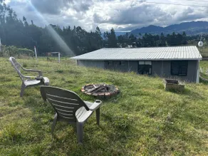 Country cabin in Nemocón with campfire - Image 4