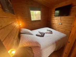 Beautiful air-conditioned wooden chalet near tram Mpt. - Image 3