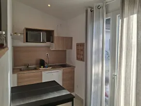 Cozy studio - terrace - close to airport/TGV - Image 4