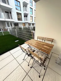 Brand New, Central Apartment with Own Garden - Image 4