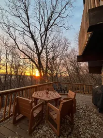 Rustic, tranquil, cozy lakeview cottage. - Image 2