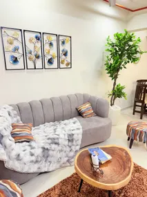 Beach Life & Breeze : Cozy 2BHK in Versova - Image 3