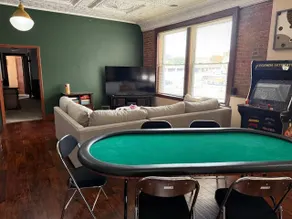 Revl Up – Upscale Loft in Downtown St. Joe - Image 3