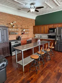 Revl Up – Upscale Loft in Downtown St. Joe - Image 5