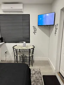 Private Cozy Miami Stay - Image 4
