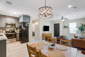 Heights Bungalow-Pet Friendly 6 miles to Downtown - Image 3