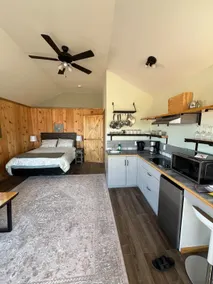 Smokey Cove Blue Cottage - Image 2