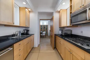 The Ridge at Circle Drive | Luxury Modern Casita - Image 4