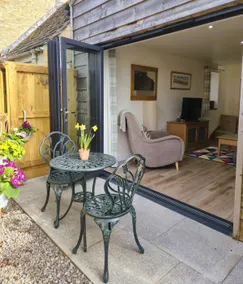 Cotswold Village Retreat - Image 2