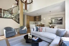 Ski in/Out Beautifully Renovated Home Sleeps 10 - Image 2