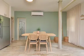 The apartment in Noah's Mansion - Image 2