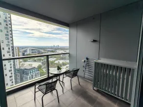 Luxury Sky Escape in Sydney Olympic Park - Image 4