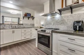 Pet Friendly Home w/Hot Tub - Sleeps 8 - Image 3