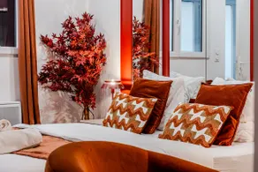 L'Écrin Rouge, Romantic Getaway & Private SPA - Image 3