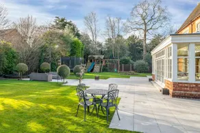Luxury Detached House in Large Private Grounds, with Outdoor Jacuzzi and Sauna - Image 5