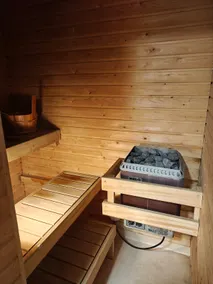 Modern city home + private sauna (350m to the train) - Image 5
