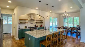 New! Secluded Farmhouse Pool + Firepit 14ppl - Image 2