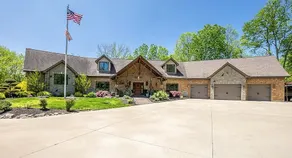 Gorgeous estate | Best in Dayton! - Image 3