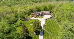 Gorgeous estate | Best in Dayton! - Image 2