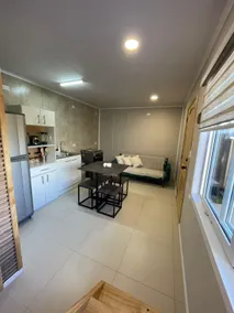 Compact interior apartment - Image 2