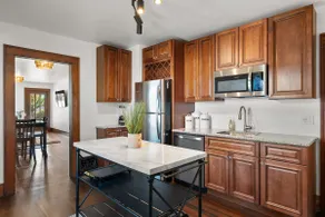 The Barker Bungalow - Image 4