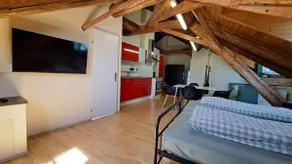 Quiet Alpine Loft · central, bright & cozy - Image 2