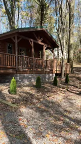 Amish Oasis-Peaceful Cabin w/ Hot Tub in the Woods - Image 4
