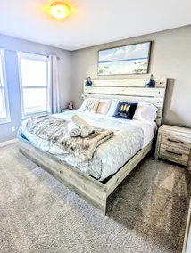 3 BR Mountain View Getaway with Hot Tub and Sauna - Image 3