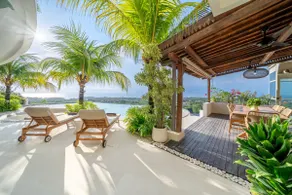 Luxe 4BR Villa w Rooftop, Cinema, Ocean View - Image 5