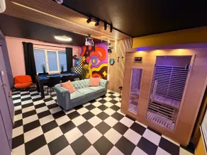 Capsule illusion - Sauna - Switch - Billard - Image 4