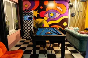 Capsule illusion - Sauna - Switch - Billard - Image 3