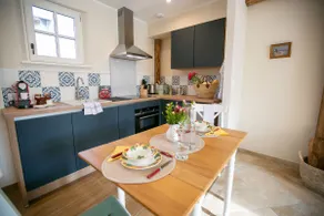 2 charming apartments with rose garden - Image 5