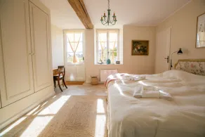 2 charming apartments with rose garden - Image 4